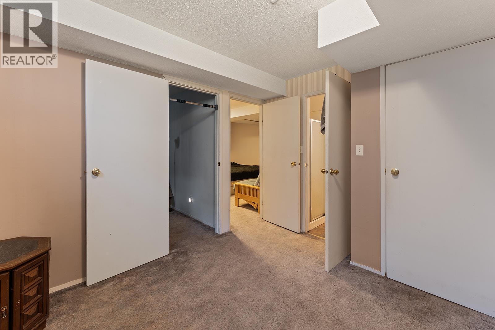 Photo 7 of 1431 Inkar Road, Kelowna BC