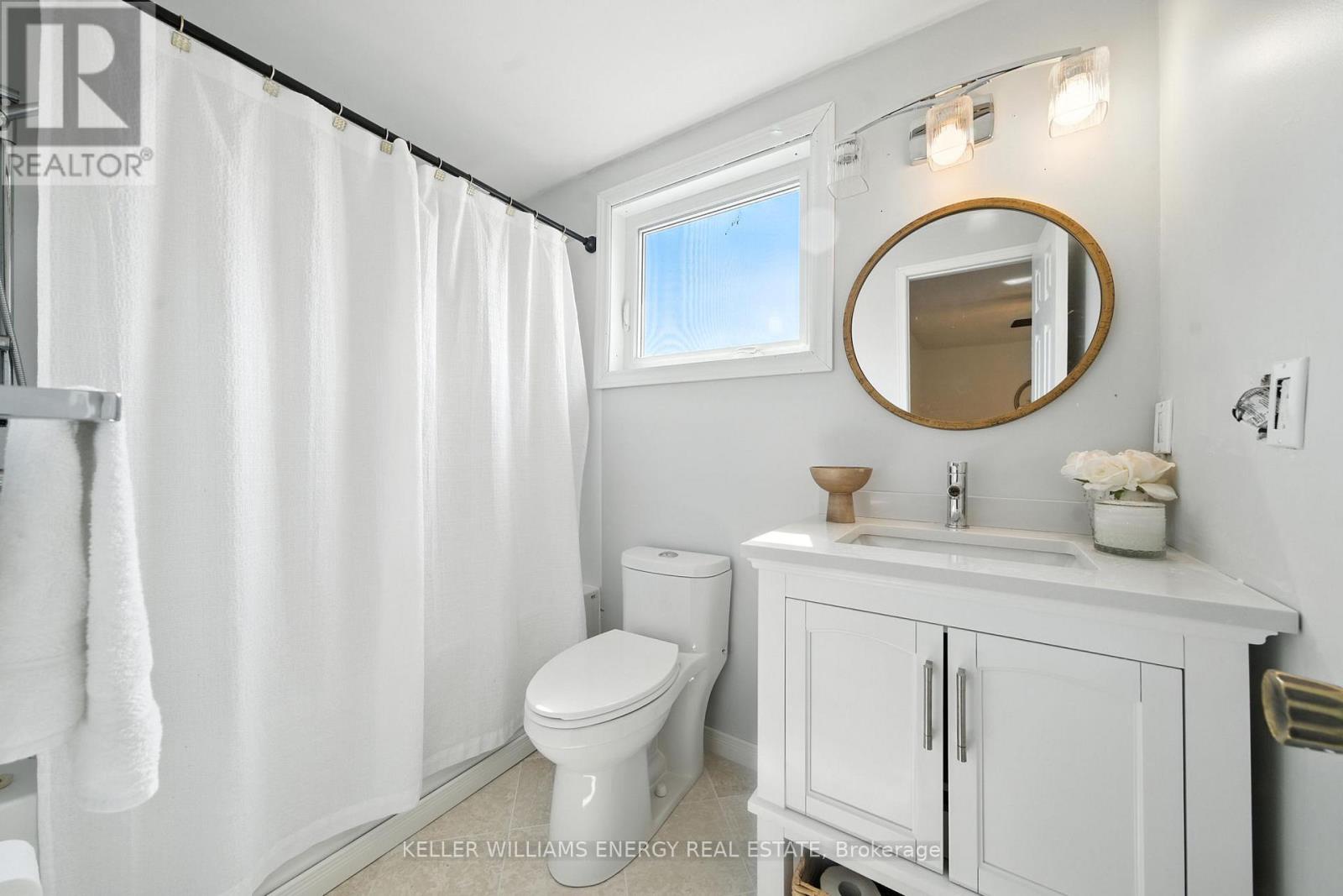 Photo 23 of 910 Renaissance Drive, Oshawa ON