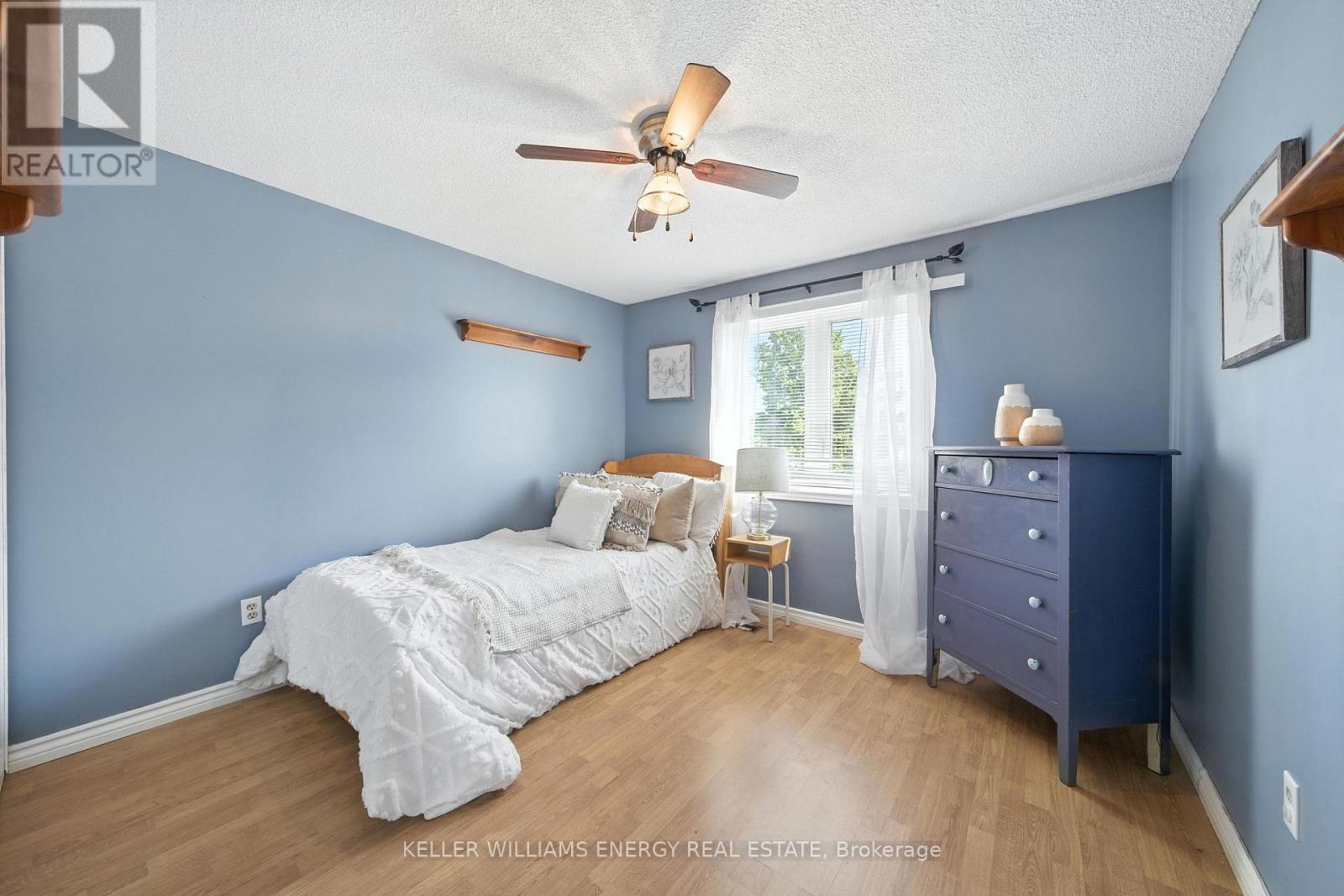 Photo 25 of 910 Renaissance Drive, Oshawa ON