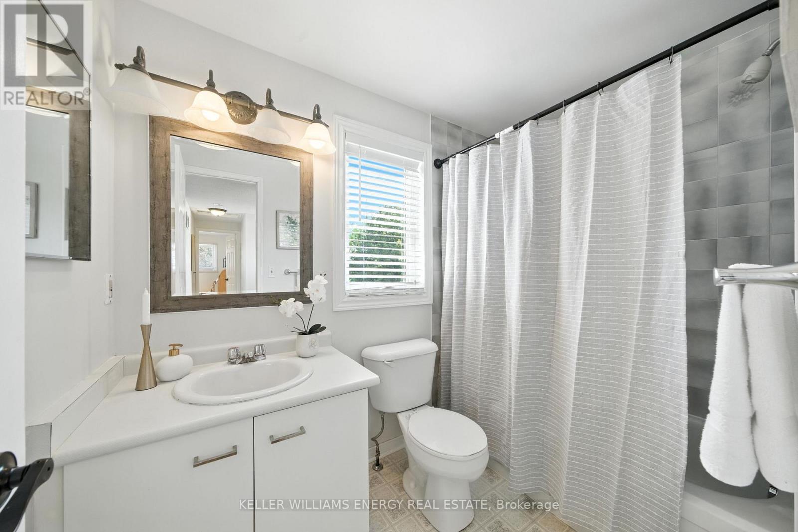 Photo 26 of 910 Renaissance Drive, Oshawa ON