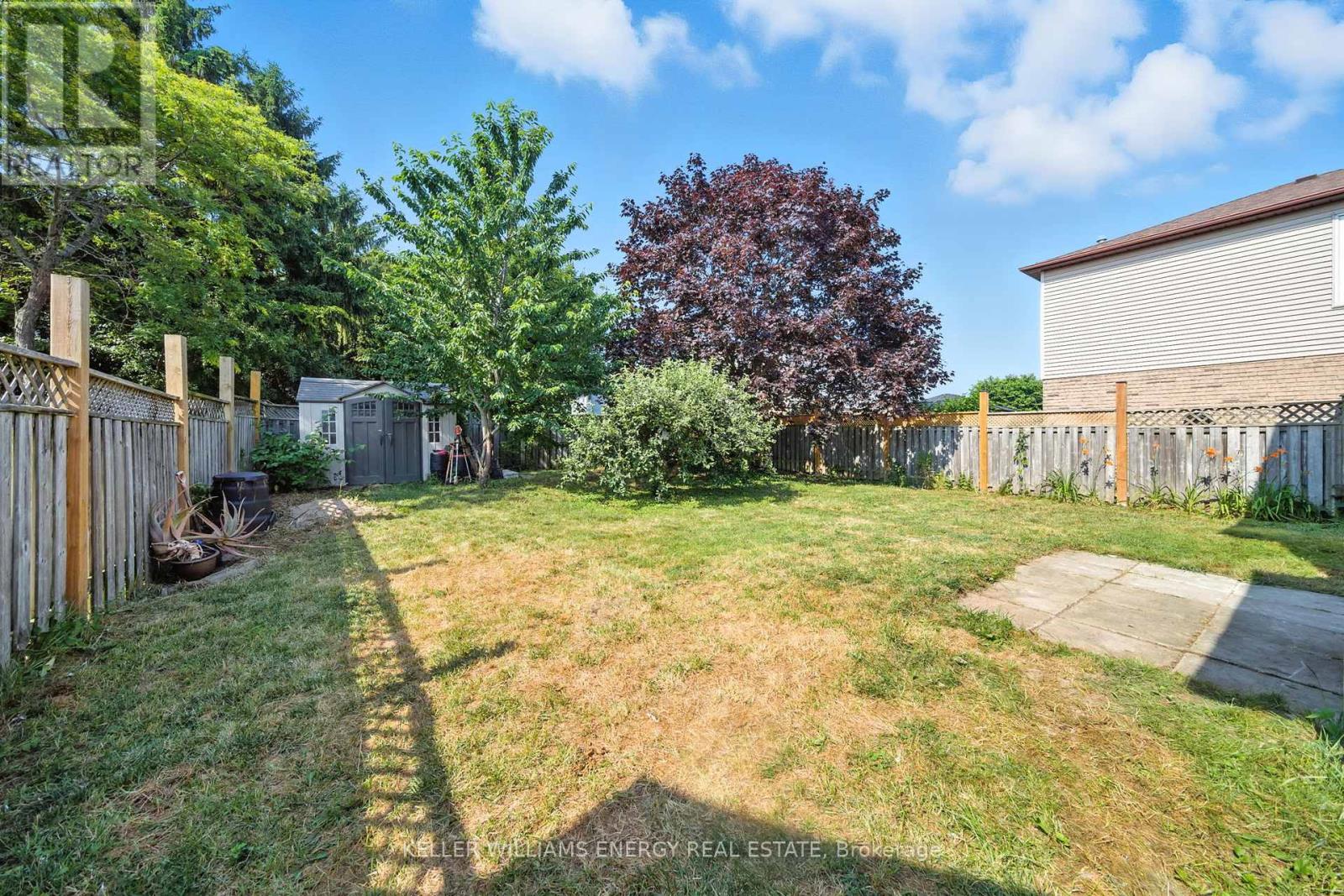 Photo 32 of 910 Renaissance Drive, Oshawa ON