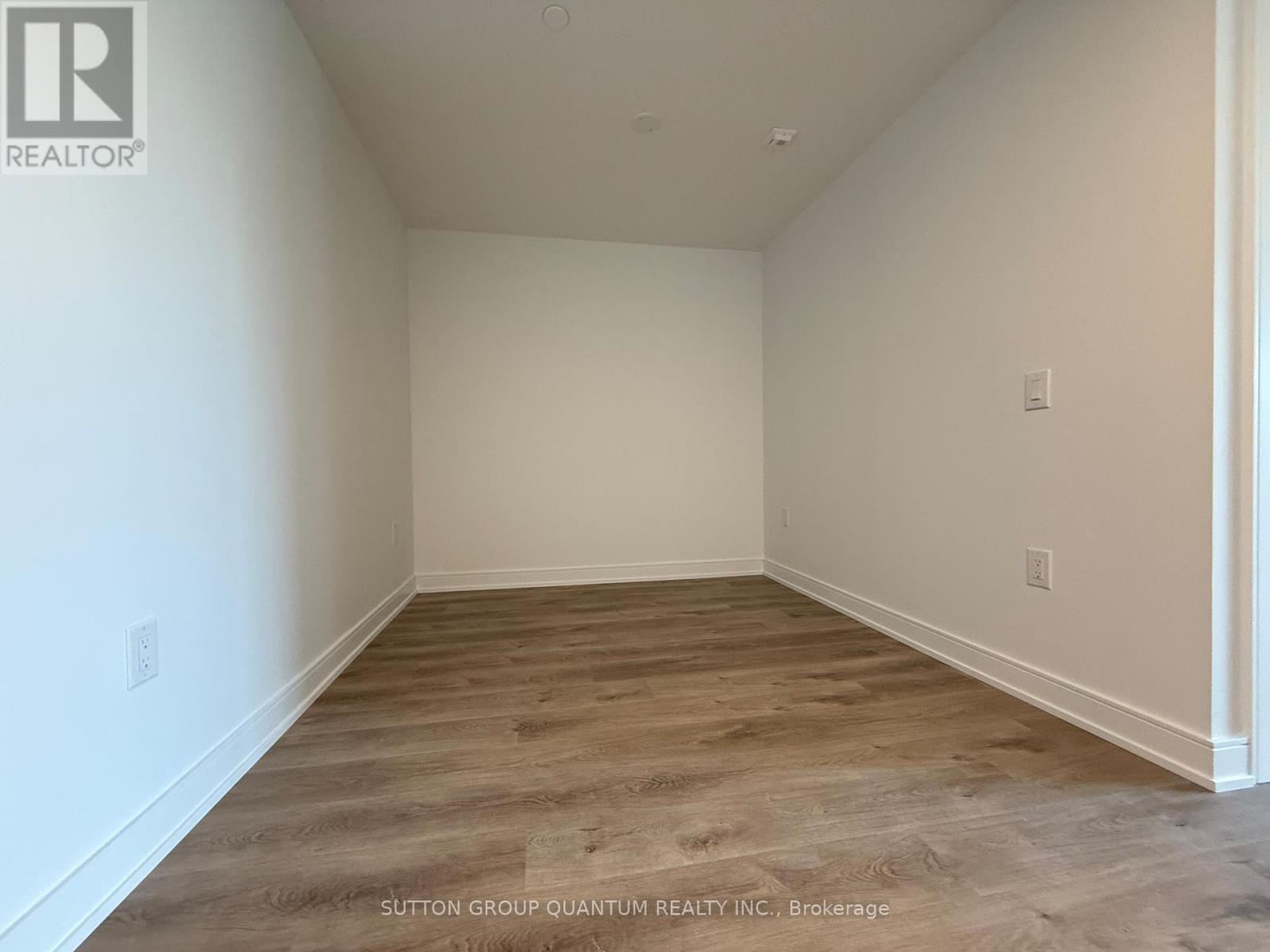 Photo 6 of 519 3009 Novar Road, Mississauga ON