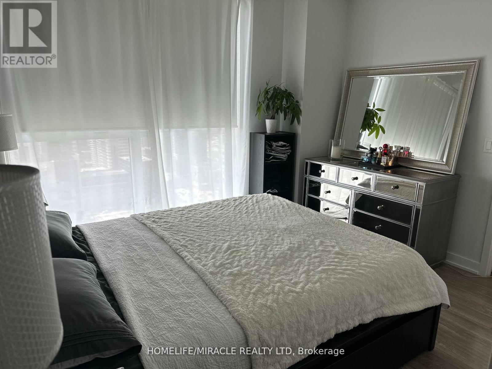 Photo 6 of 3015 4055 Parkside Village Drive, Mississauga ON