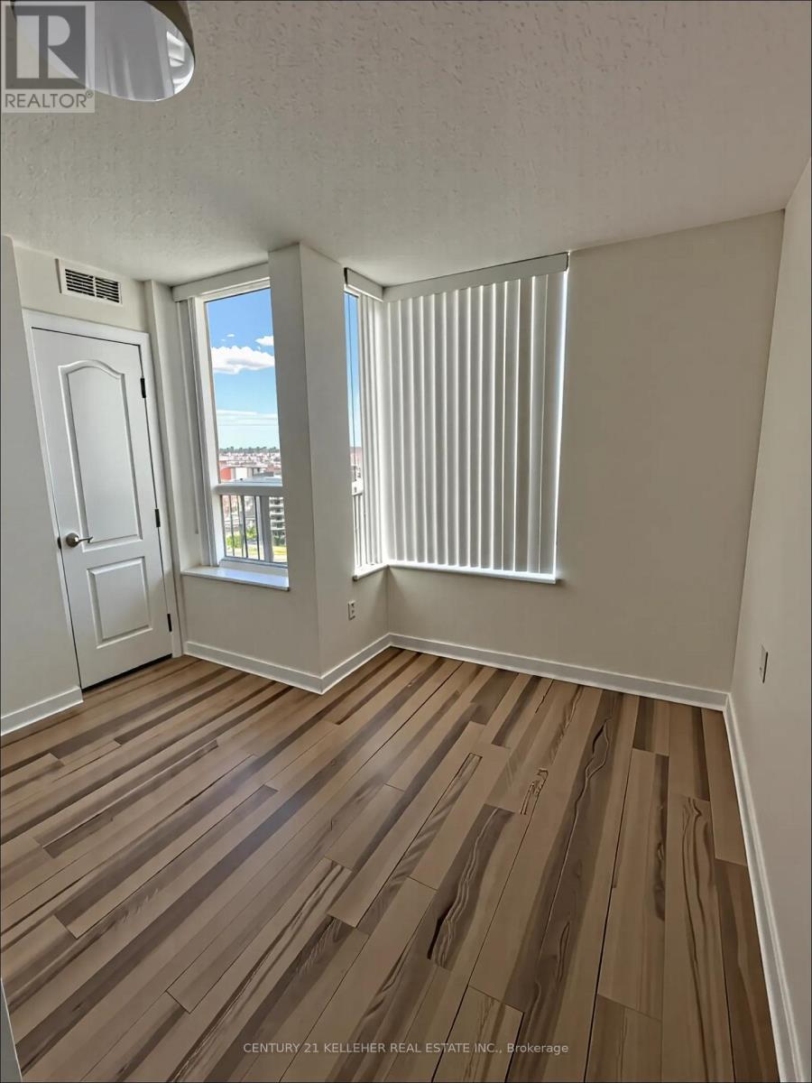 Photo 9 of 707 4640 Kimbermount Avenue, Mississauga ON