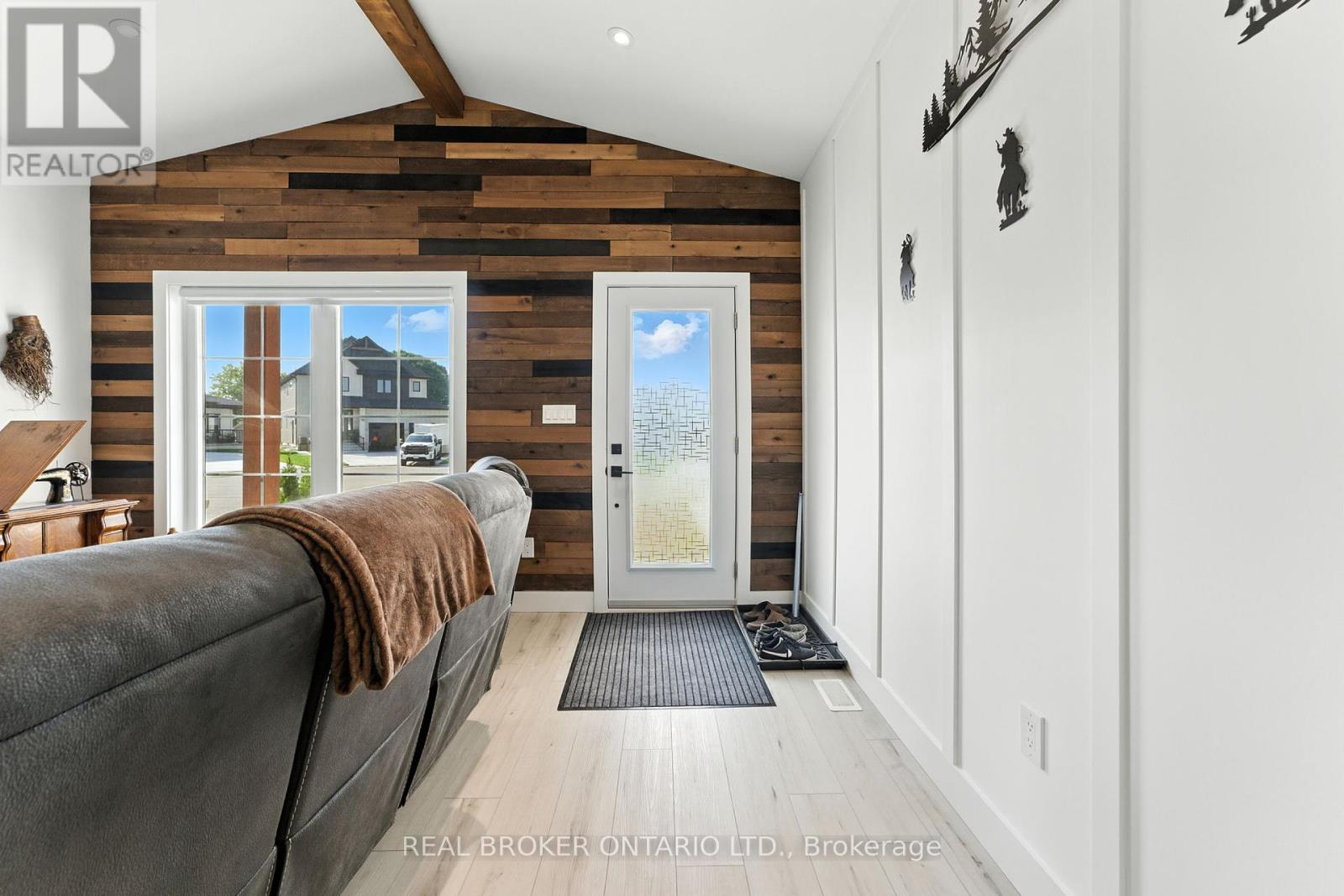 Photo 12 of 7 Macneil Court, Bayham ON
