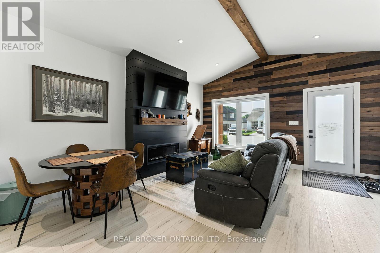 Photo 14 of 7 Macneil Court, Bayham ON