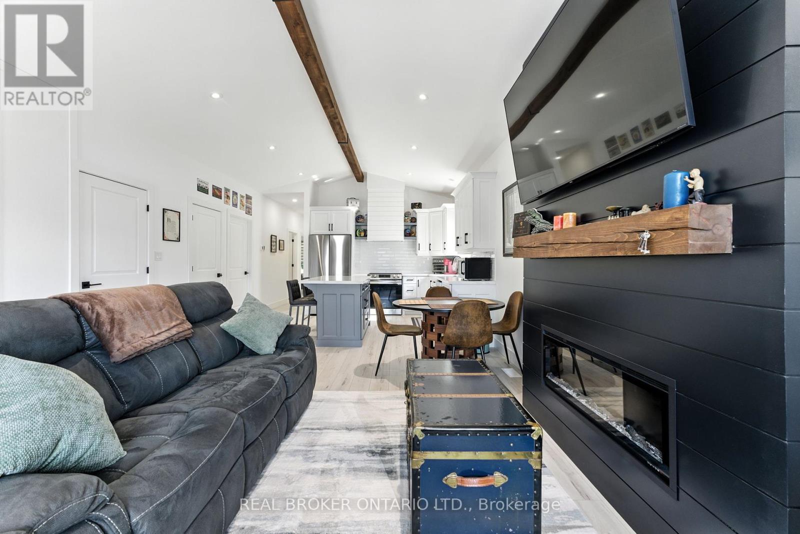 Photo 15 of 7 Macneil Court, Bayham ON