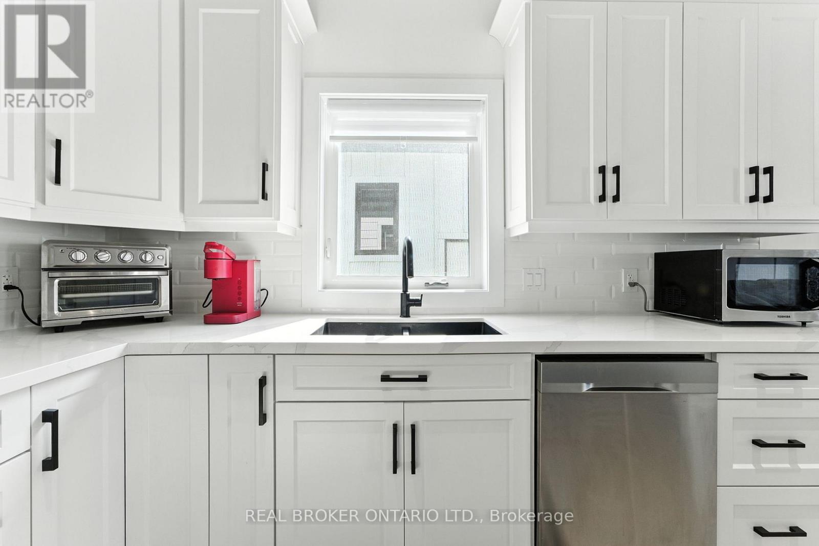 Photo 20 of 7 Macneil Court, Bayham ON