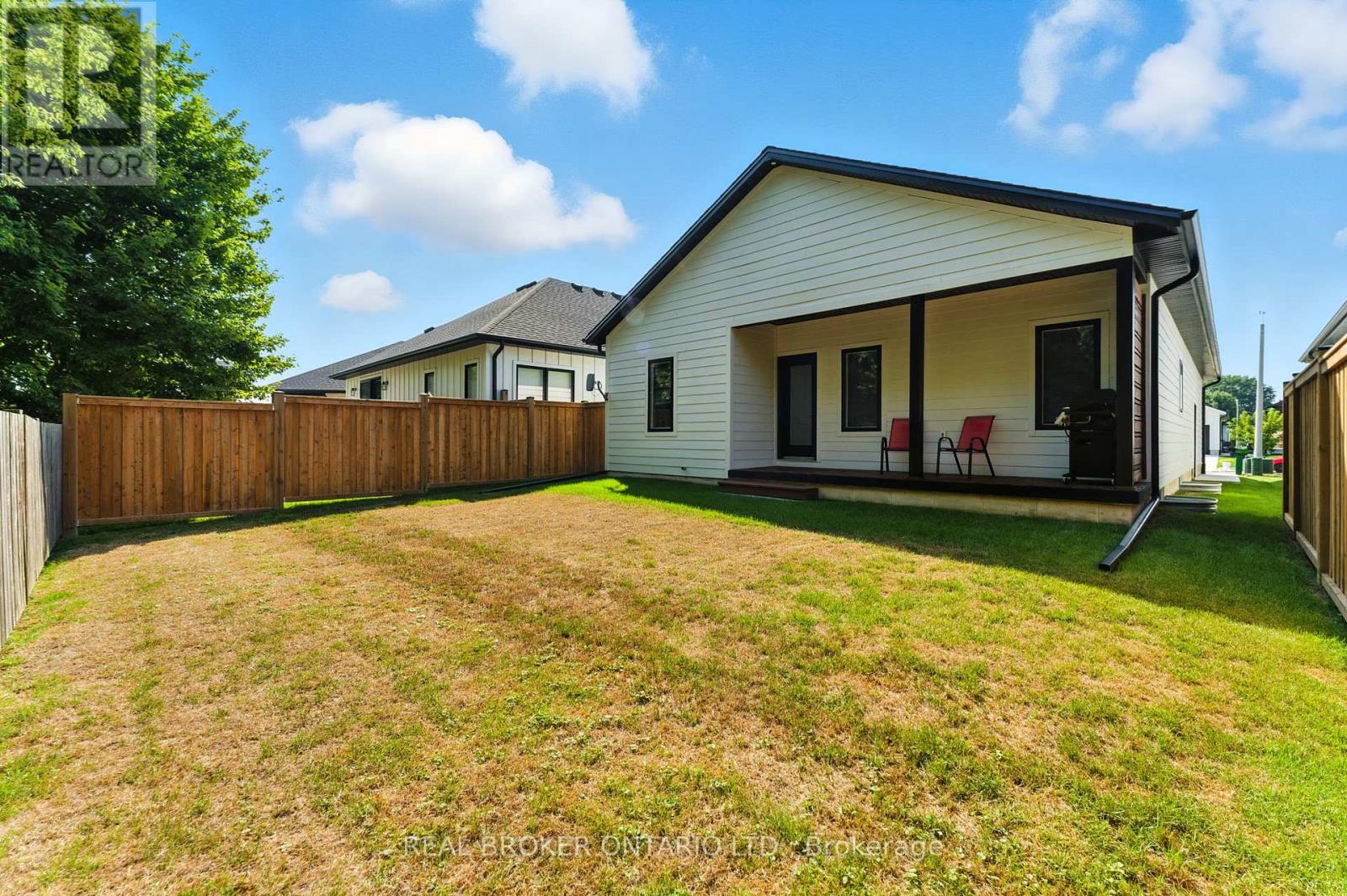 Photo 41 of 7 Macneil Court, Bayham ON