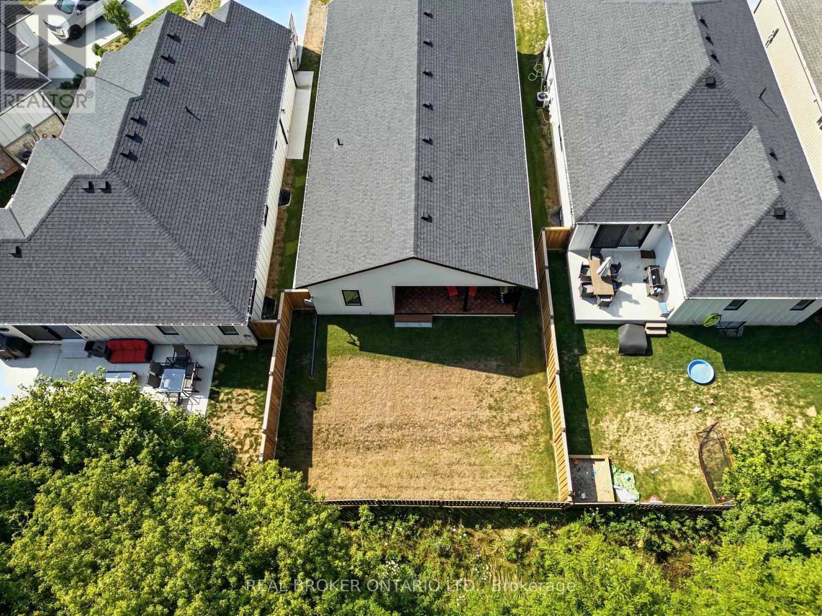 Photo 8 of 7 Macneil Court, Bayham ON