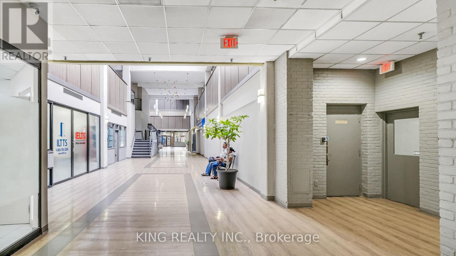 Photo 4 of 109 110 379 Dundas Street, London East ON