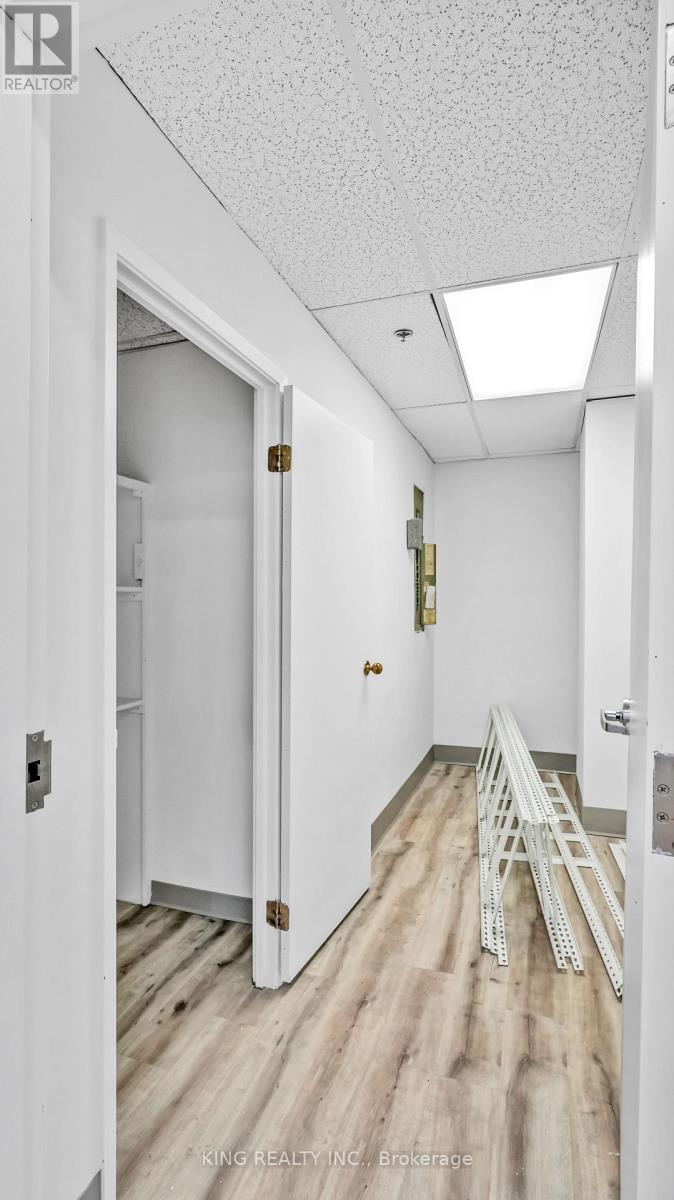 Photo 15 of 109 110 379 Dundas Street, London East ON
