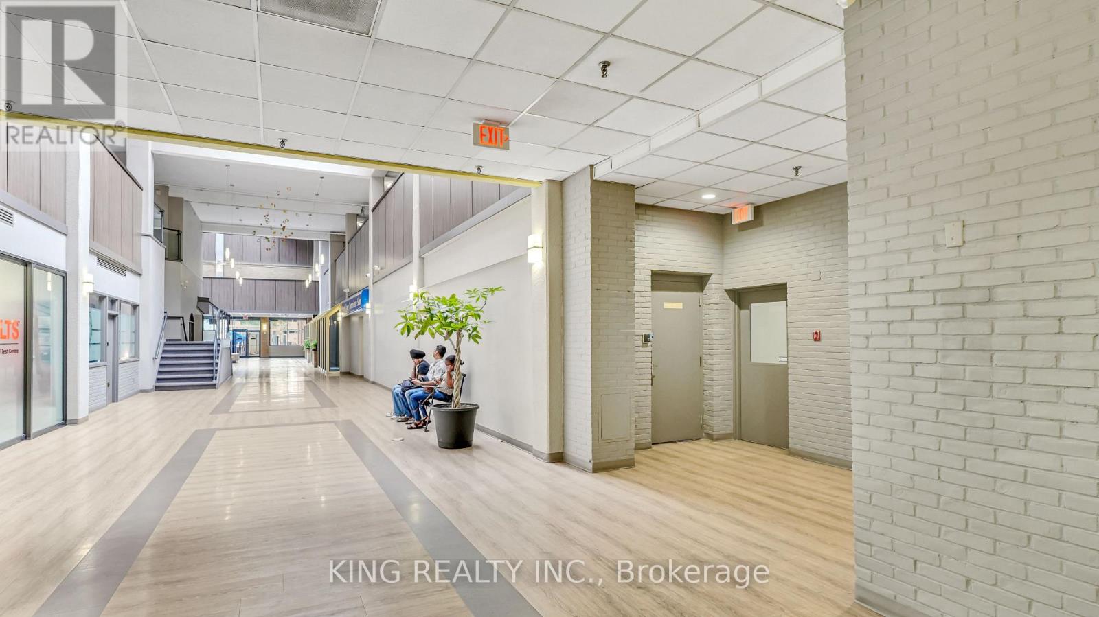 Photo 10 of 109 110 379 Dundas Street, London East ON