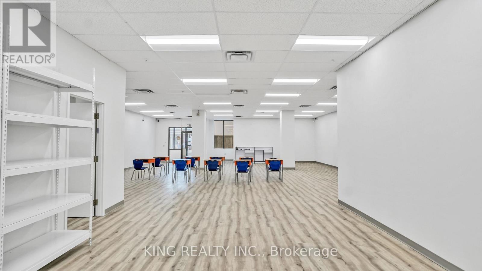 Photo 5 of 109 110 379 Dundas Street, London East ON