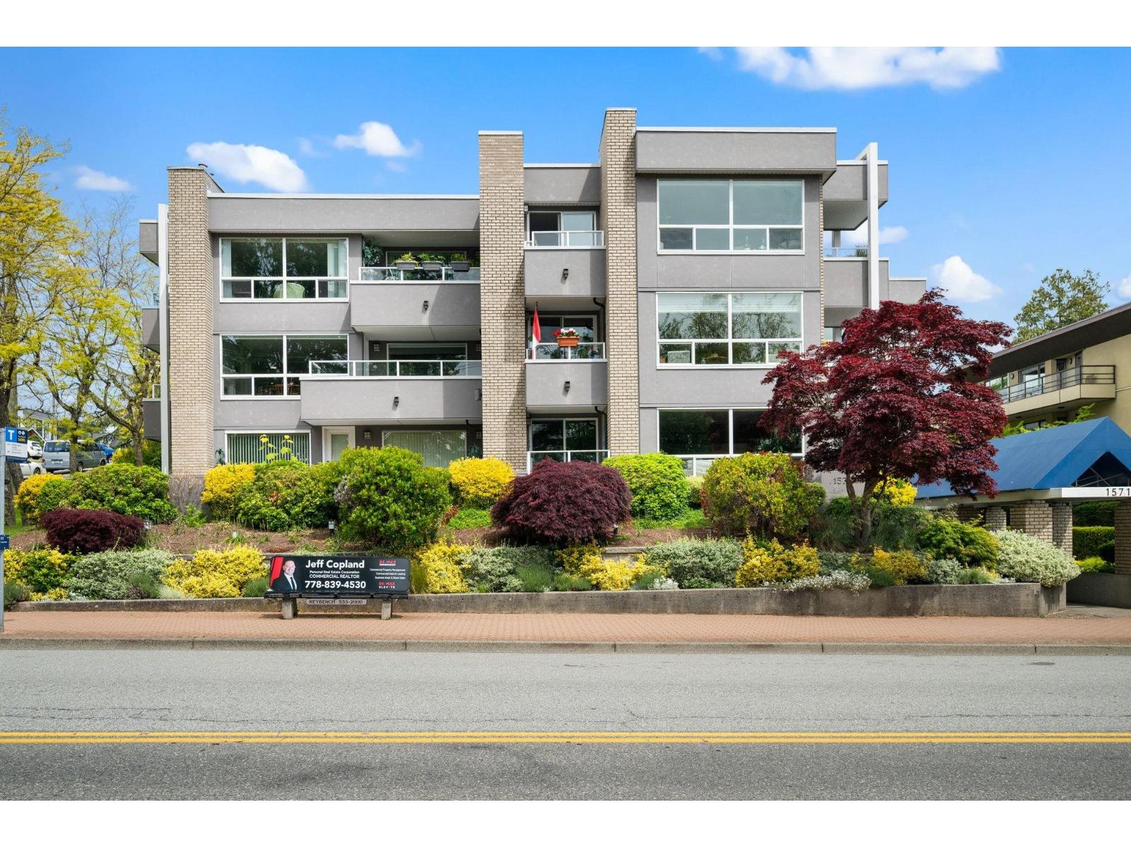 Photo 32 of 304 15717 Marine Drive, White Rock BC