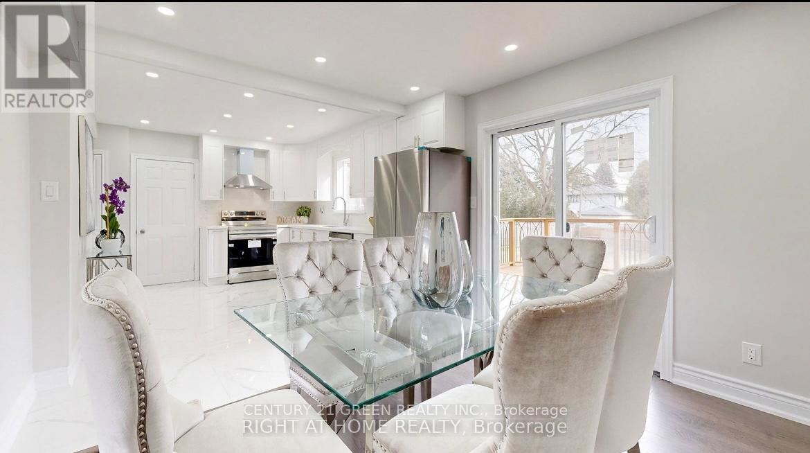 Photo 4 of Main 1813 Rossland Road E, Whitby ON