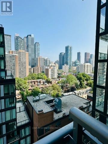 Photo 21 of 22 Wellesley Street E, Toronto ON