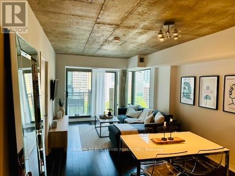 Photo 6 of 22 Wellesley Street E, Toronto ON
