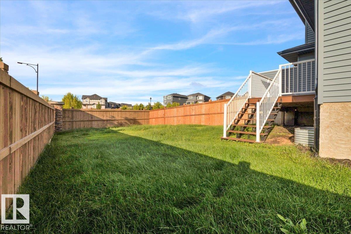 Photo 6 of 3704 Weidle Cr Sw, Edmonton AB