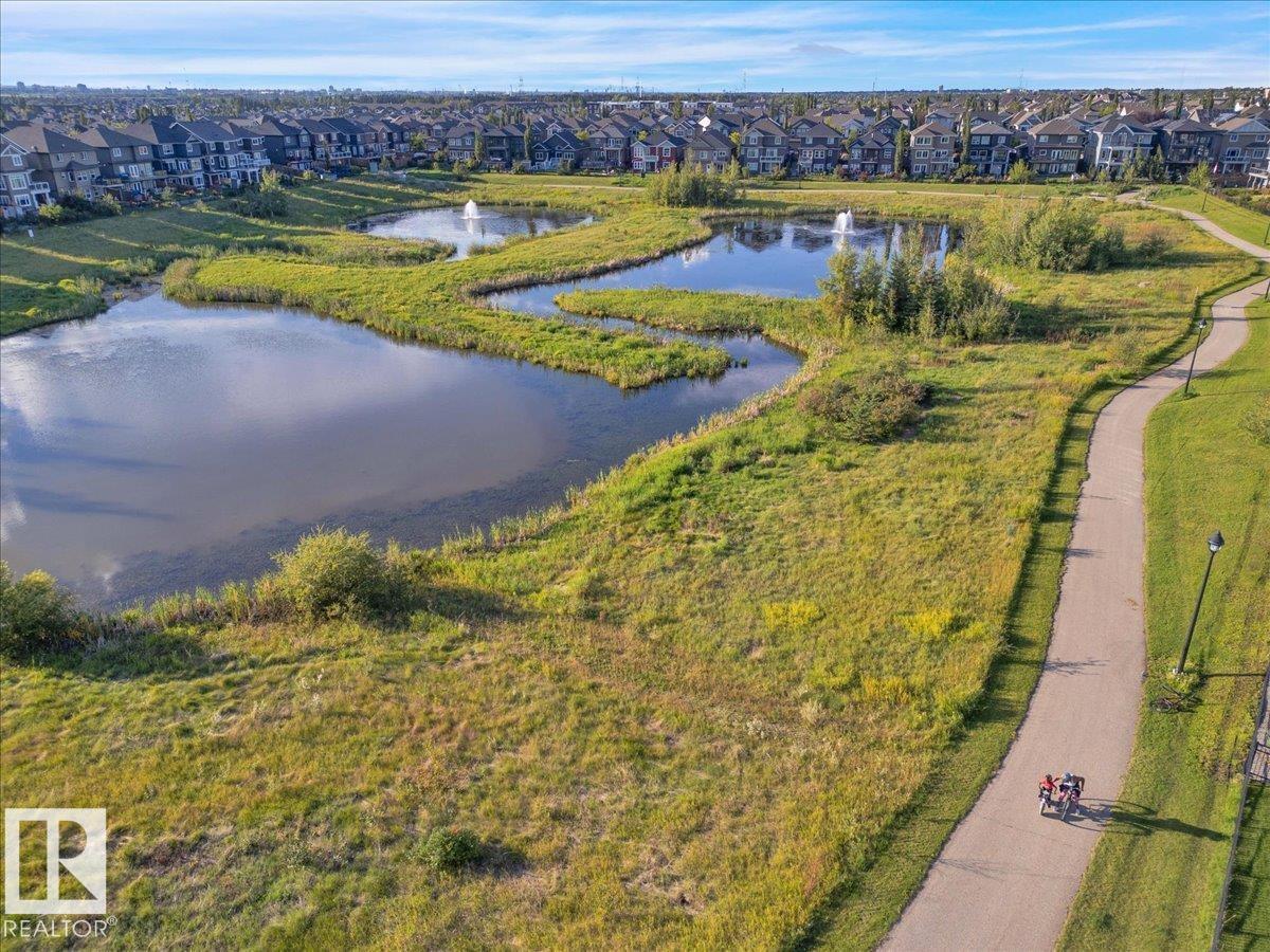 Photo 21 of 3704 Weidle Cr Sw, Edmonton AB