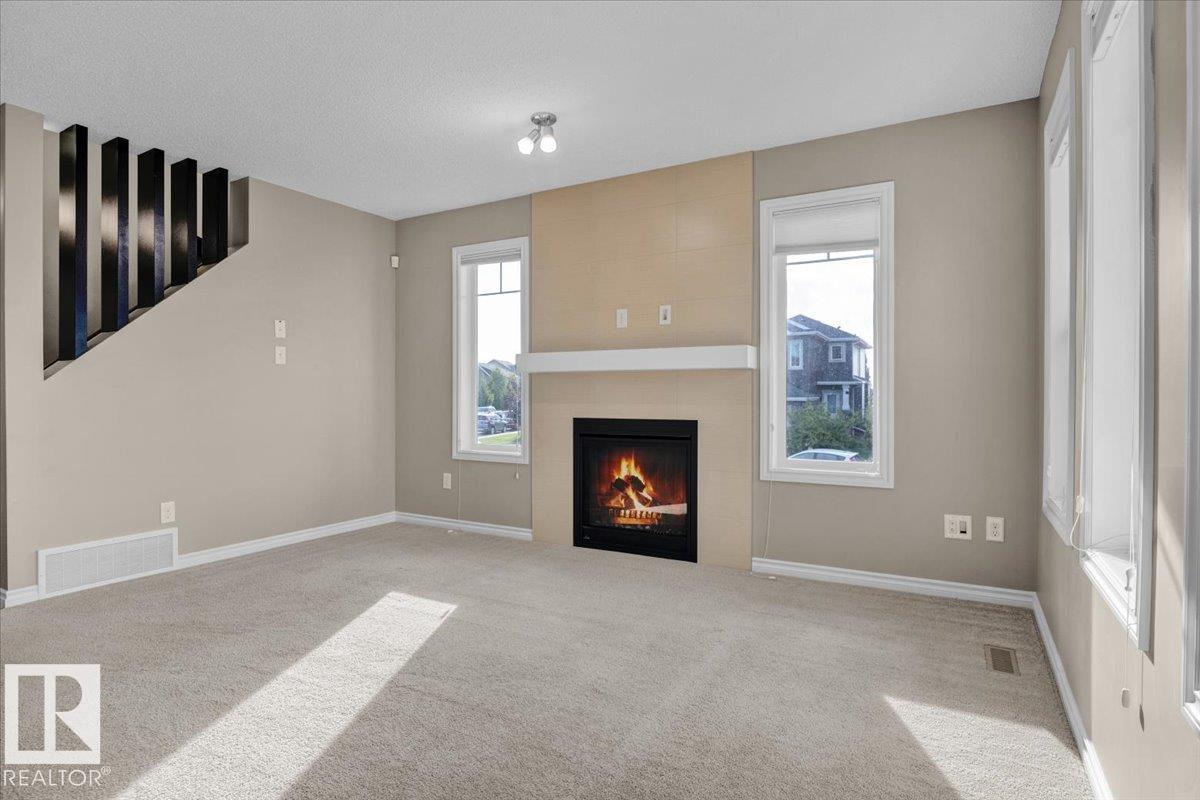 Photo 5 of 3704 Weidle Cr Sw, Edmonton AB
