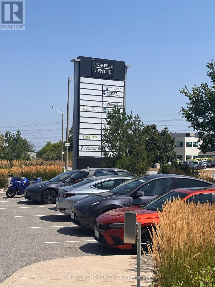 Photo 1 of 212 10 Great Gulf Drive E, Vaughan ON