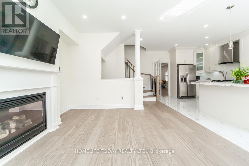 Photo 13 of 6 Fiorentina Avenue, Vaughan ON