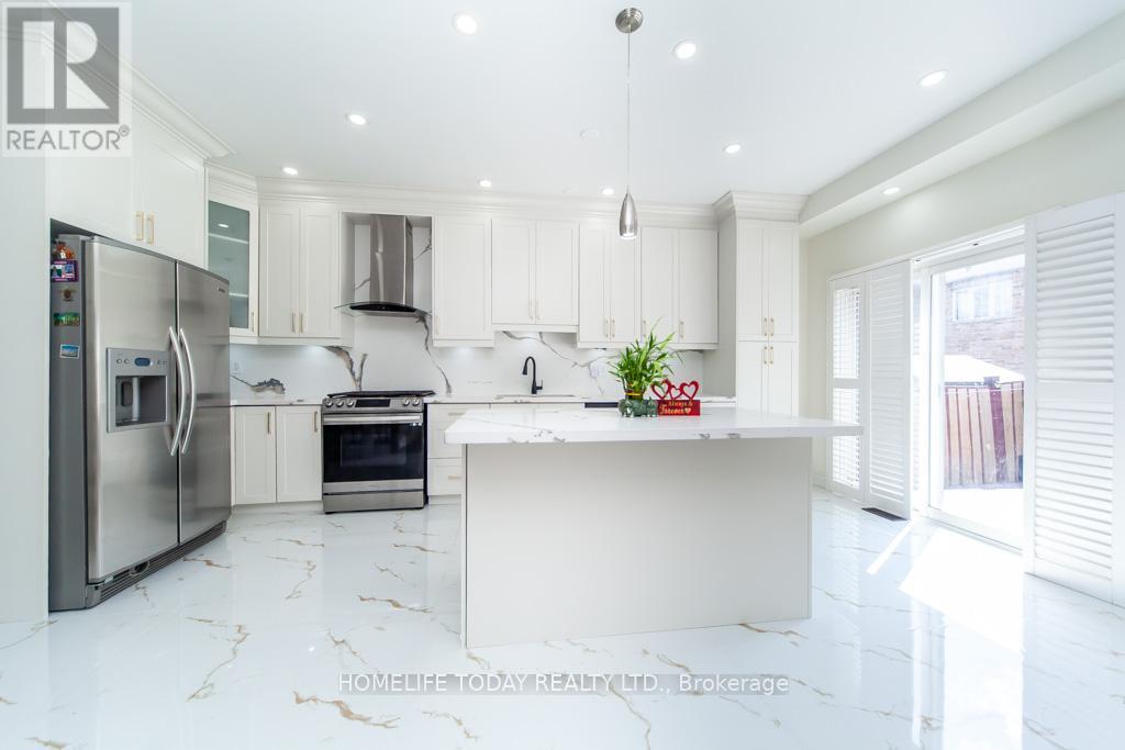Photo 15 of 6 Fiorentina Avenue, Vaughan ON