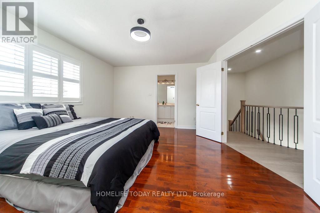 Photo 27 of 6 Fiorentina Avenue, Vaughan ON