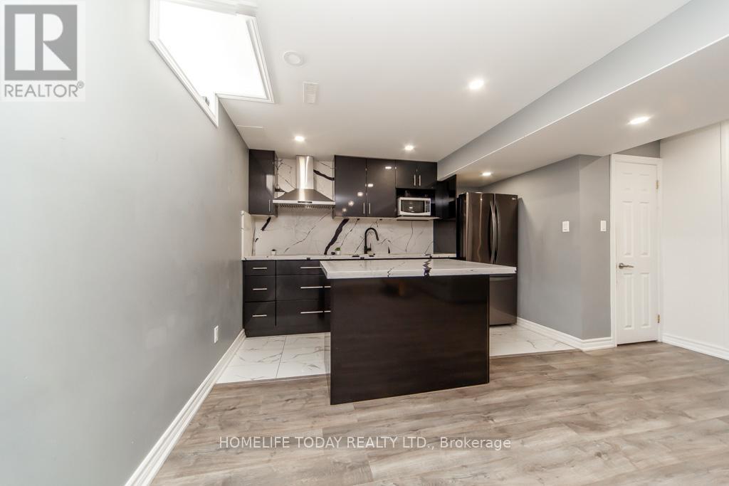 Photo 40 of 6 Fiorentina Avenue, Vaughan ON