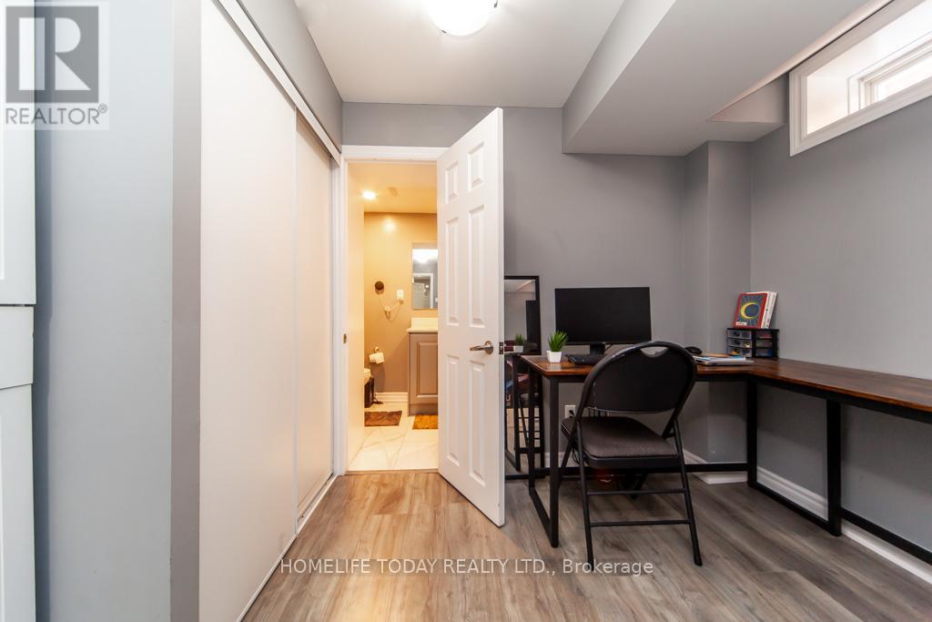 Photo 43 of 6 Fiorentina Avenue, Vaughan ON