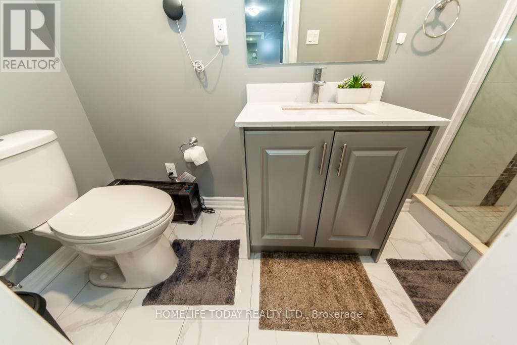 Photo 44 of 6 Fiorentina Avenue, Vaughan ON
