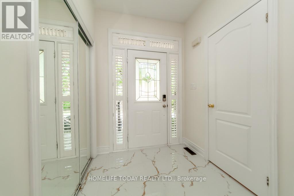 Photo 6 of 6 Fiorentina Avenue, Vaughan ON