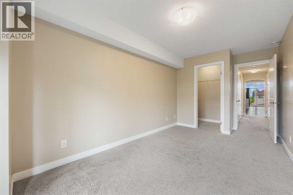 Single Family House for Sale in   Eversyde Boulevard SW Evergreen Calgary 