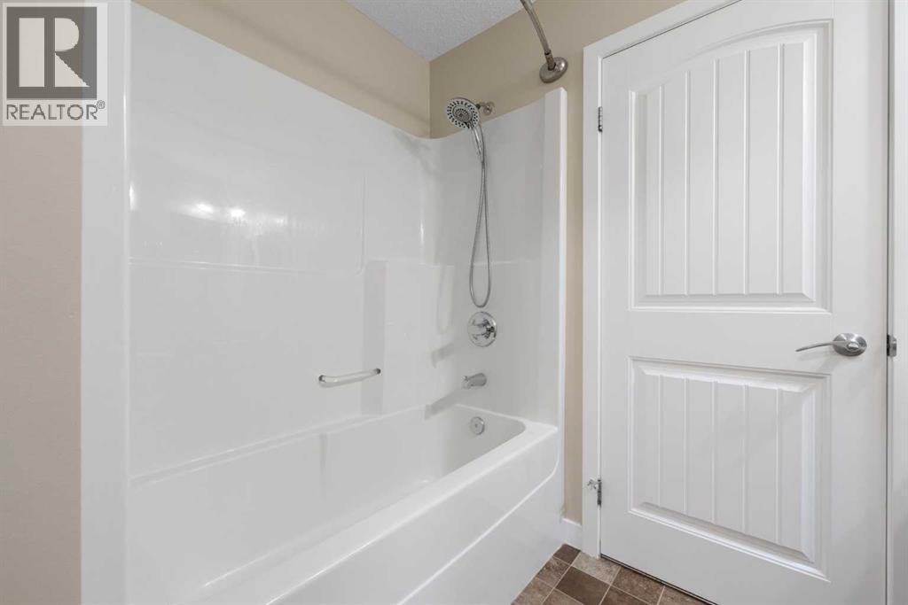 Single Family House for Sale in   Eversyde Boulevard SW Evergreen Calgary 