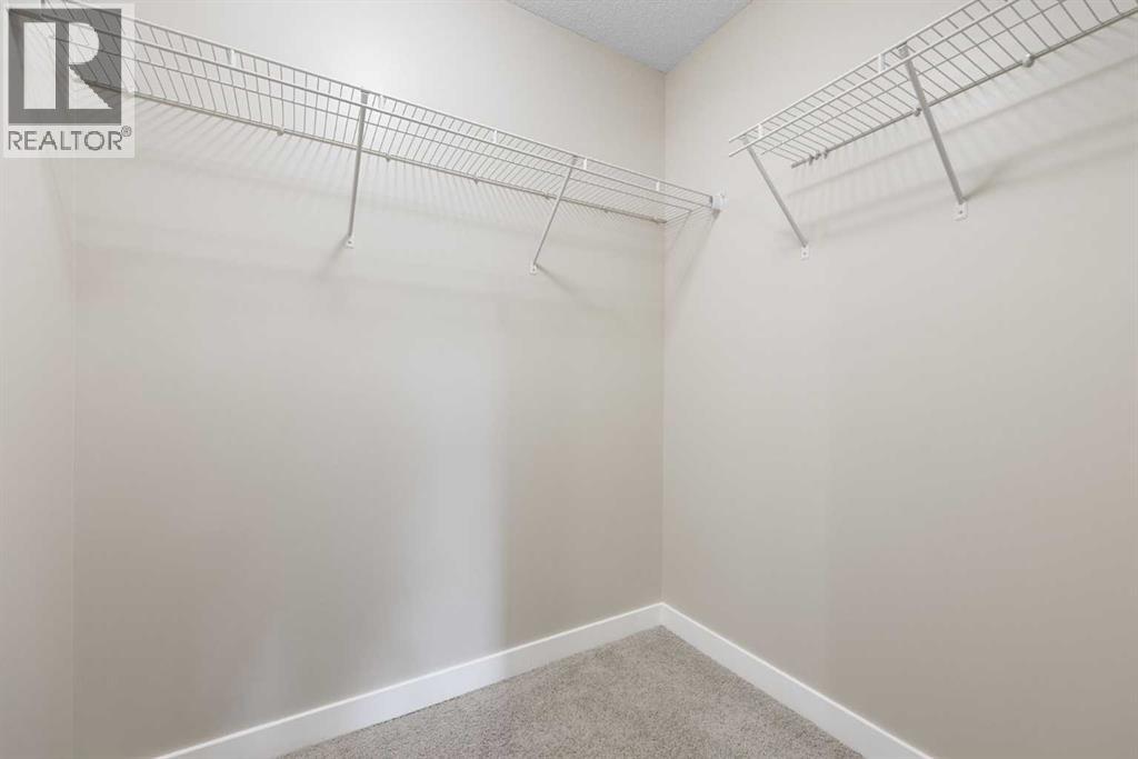 Single Family House for Sale in   Eversyde Boulevard SW Evergreen Calgary 