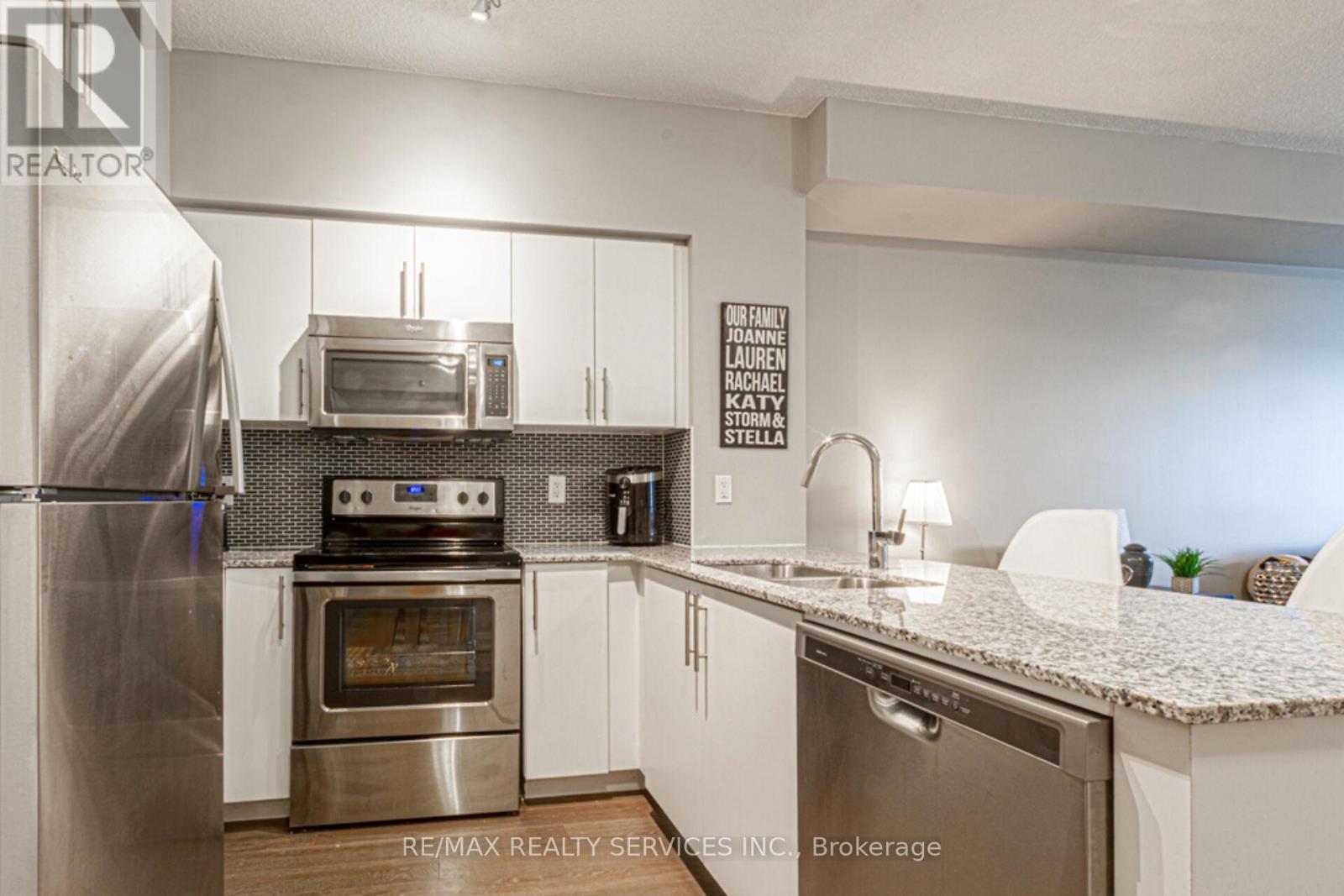Photo 15 of 1507 65 Speers Road, Oakville ON