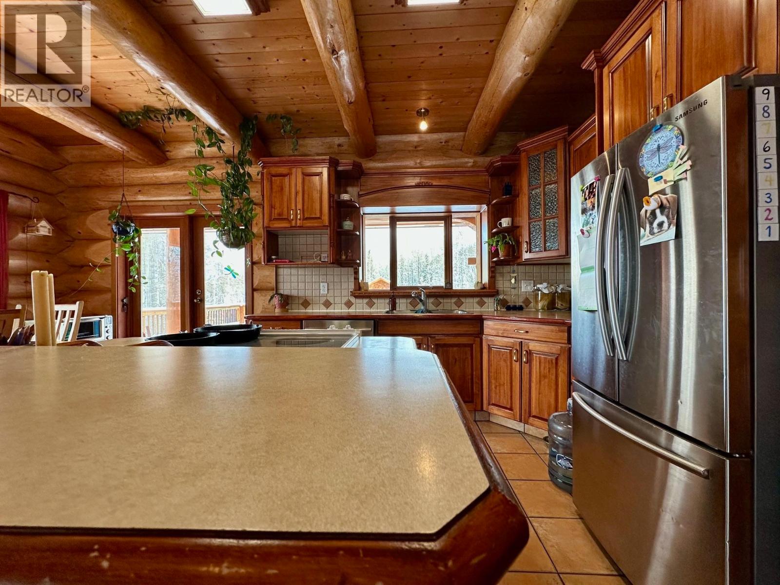 7584 FIR ROAD, Telkwa