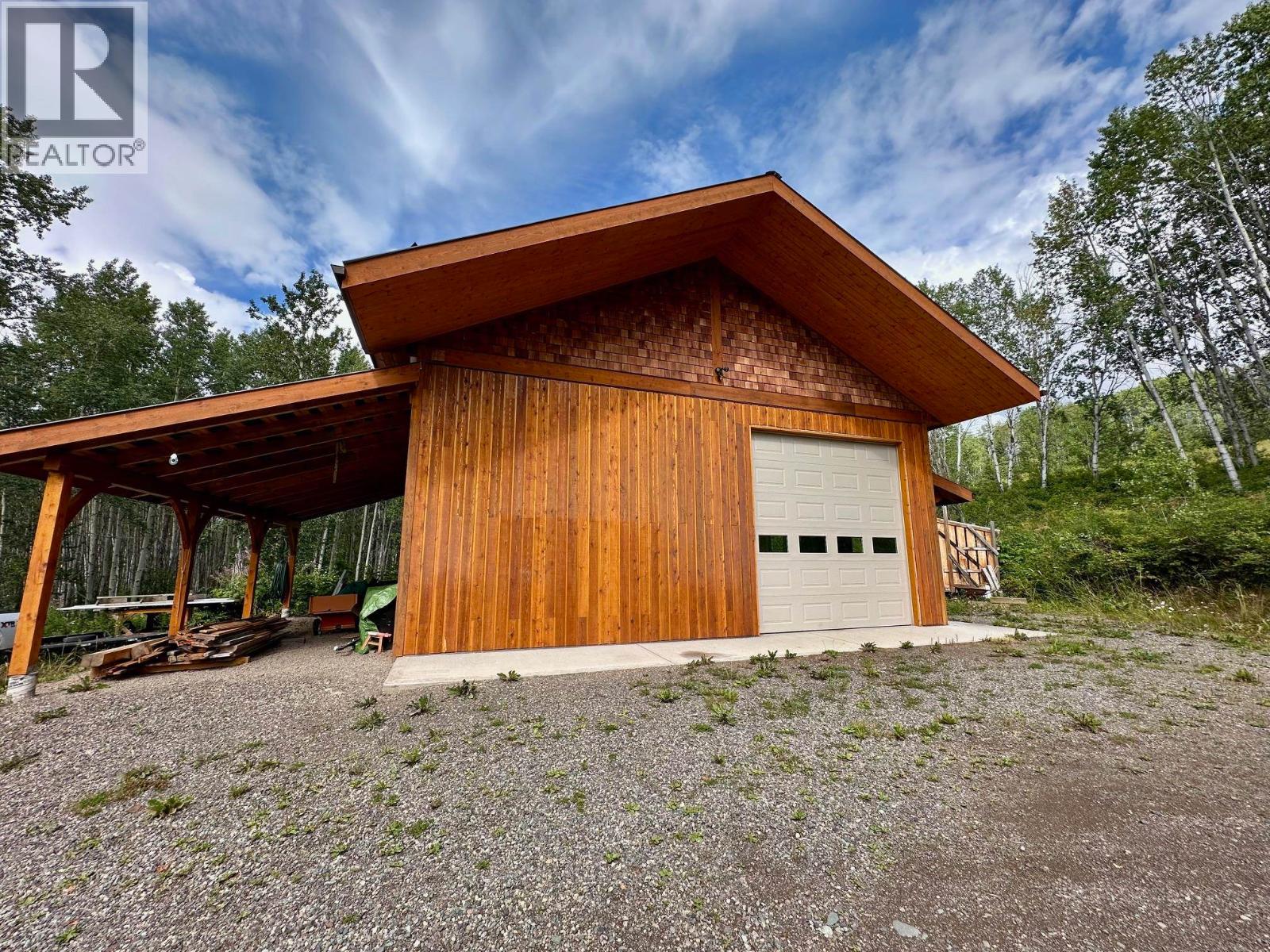 7584 FIR ROAD, Telkwa