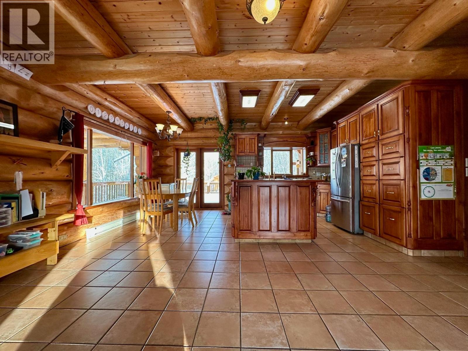 7584 FIR ROAD, Telkwa