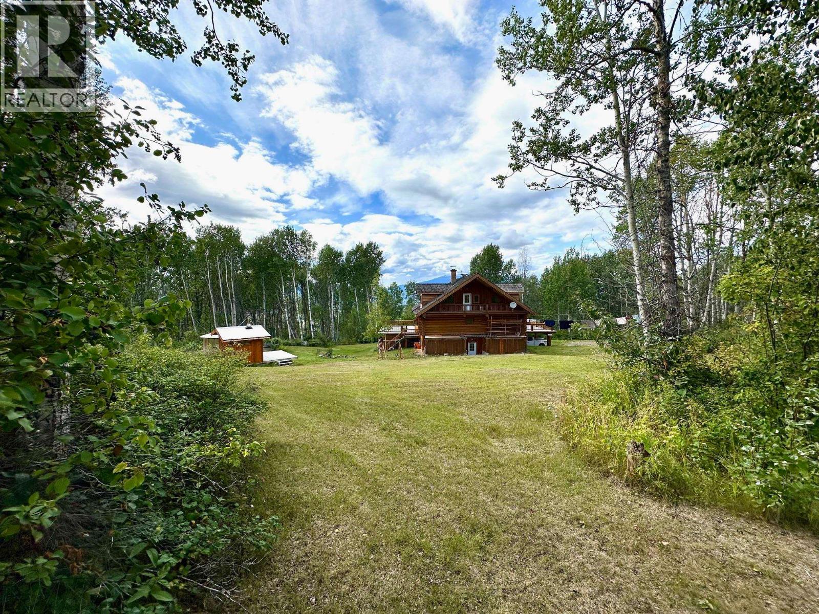 7584 FIR ROAD, Telkwa