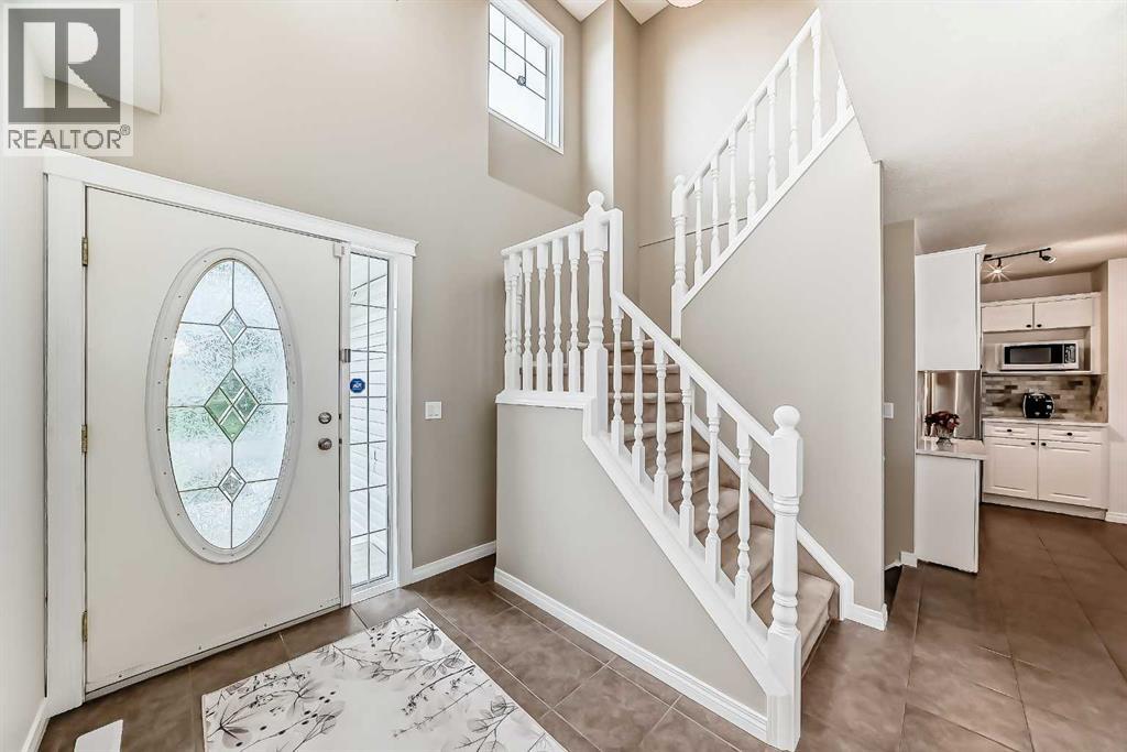 Single Family House for Sale in  Hidden Ranch Close NW Hidden Valley Calgary 
