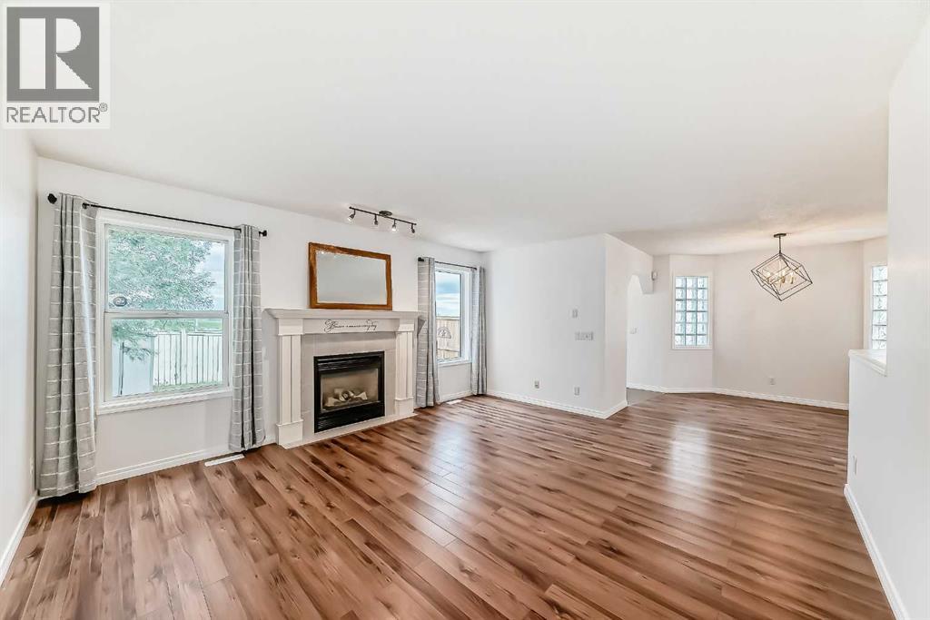 Single Family House for Sale in  Hidden Ranch Close NW Hidden Valley Calgary 