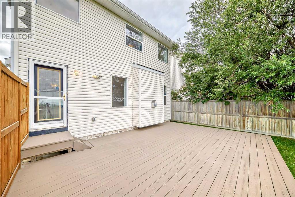 Single Family House for Sale in  Hidden Ranch Close NW Hidden Valley Calgary 
