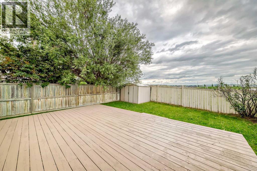 Single Family House for Sale in  Hidden Ranch Close NW Hidden Valley Calgary 