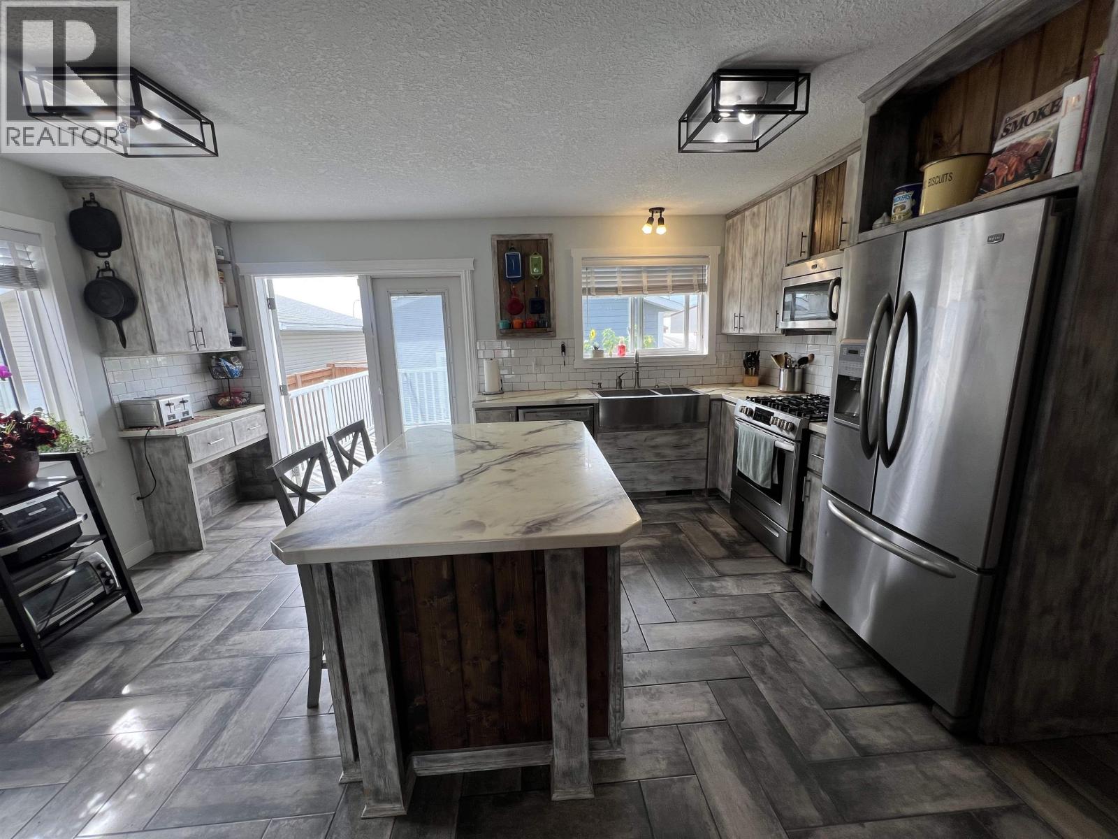 Photo 37 of 8604 78 A Street, Fort St John BC