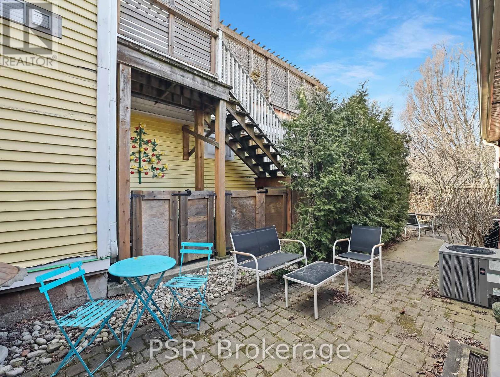 Photo 18 of 80 Ferrie Street W, Hamilton ON