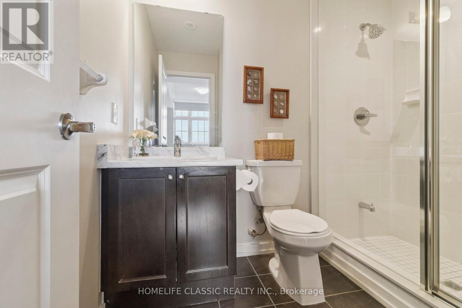 Photo 10 of 234 7 Bellcastle Gate, Whitchurchstouffville ON