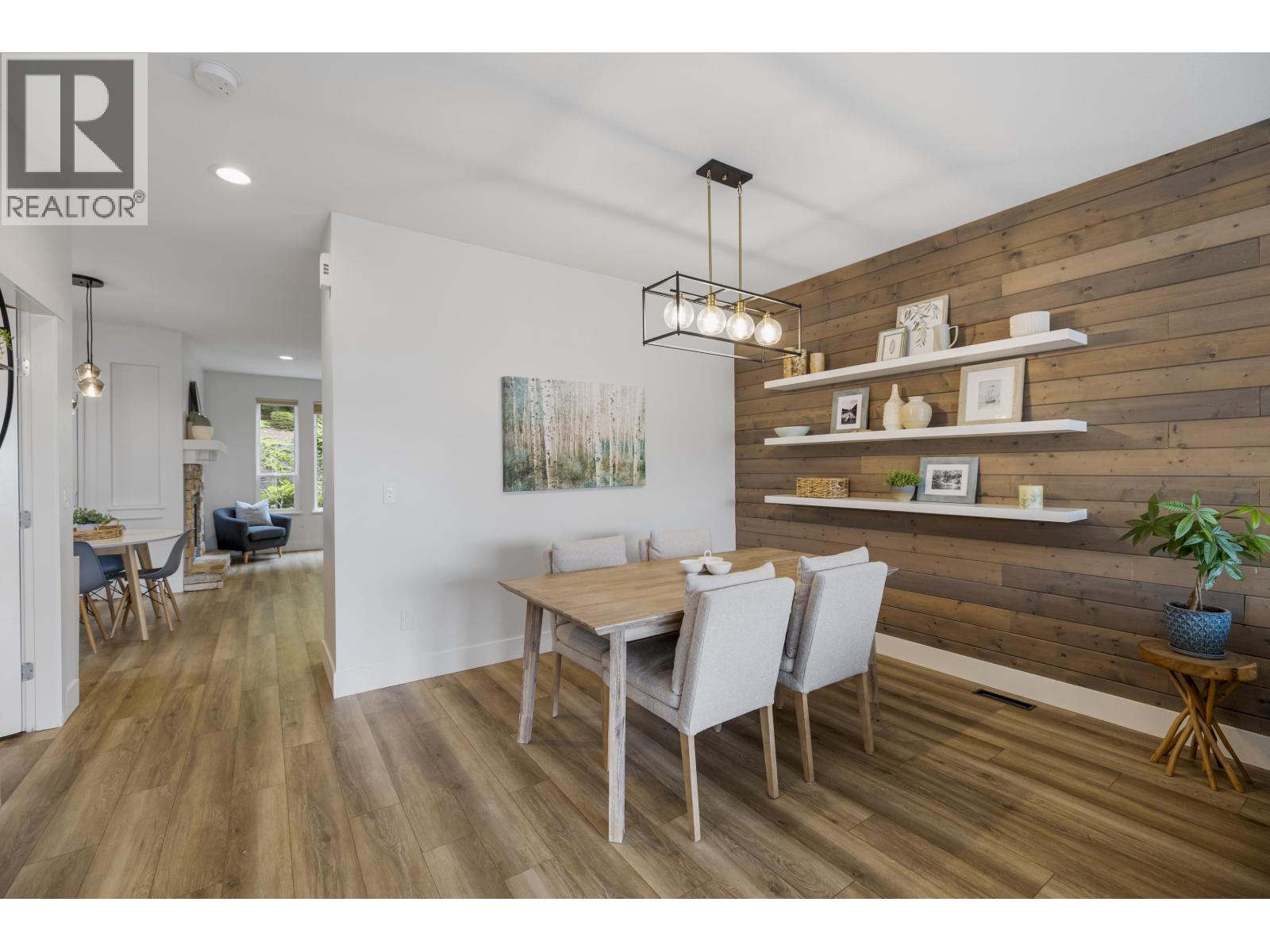 Photo 10 of 23 Hickory Drive, Port Moody BC