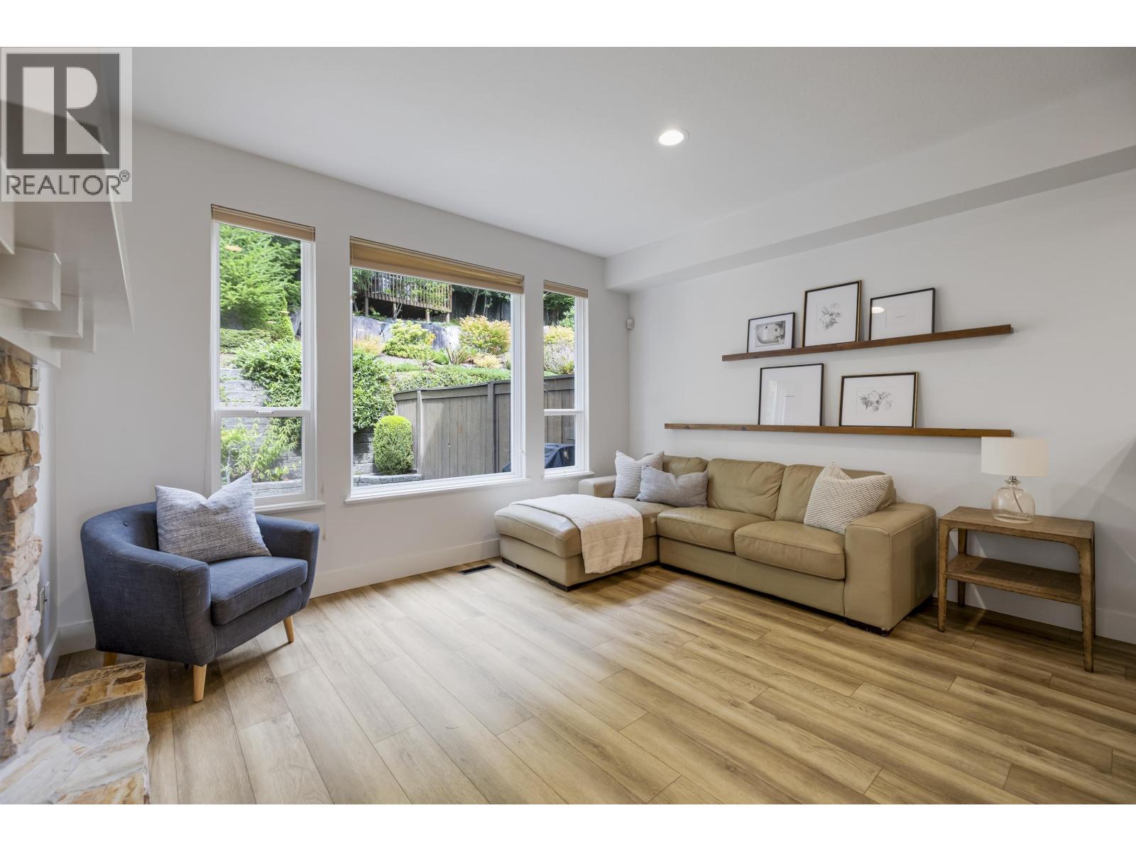 Photo 18 of 23 Hickory Drive, Port Moody BC